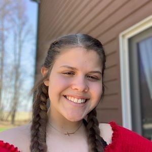 Meet your Posher, Hanna